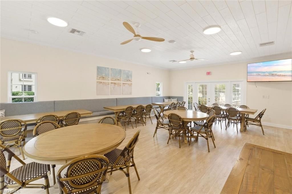 110 Siena Way, Unit 206, Naples, FL 34119 Photo