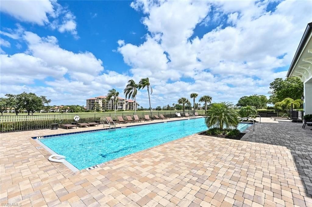 110 Siena Way, Unit 206, Naples, FL 34119 Photo