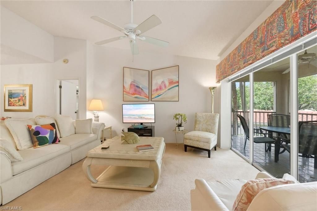 110 Siena Way, Unit 206, Naples, FL 34119 Photo