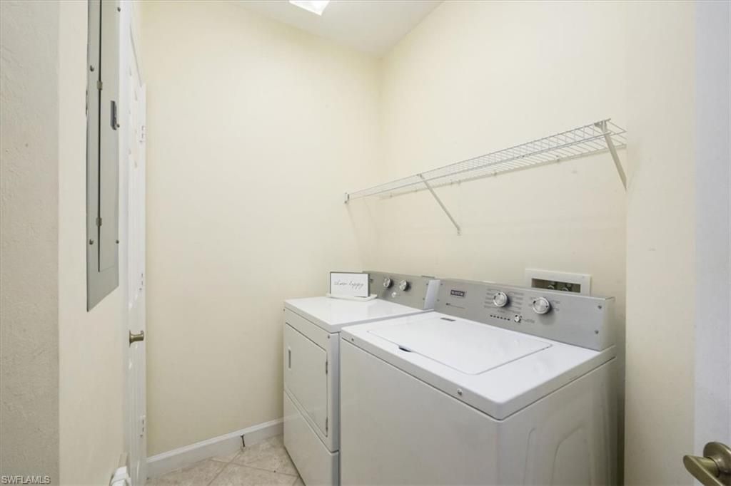 3057 Driftwood Way, Unit 4004, Naples, FL 34109 Photo