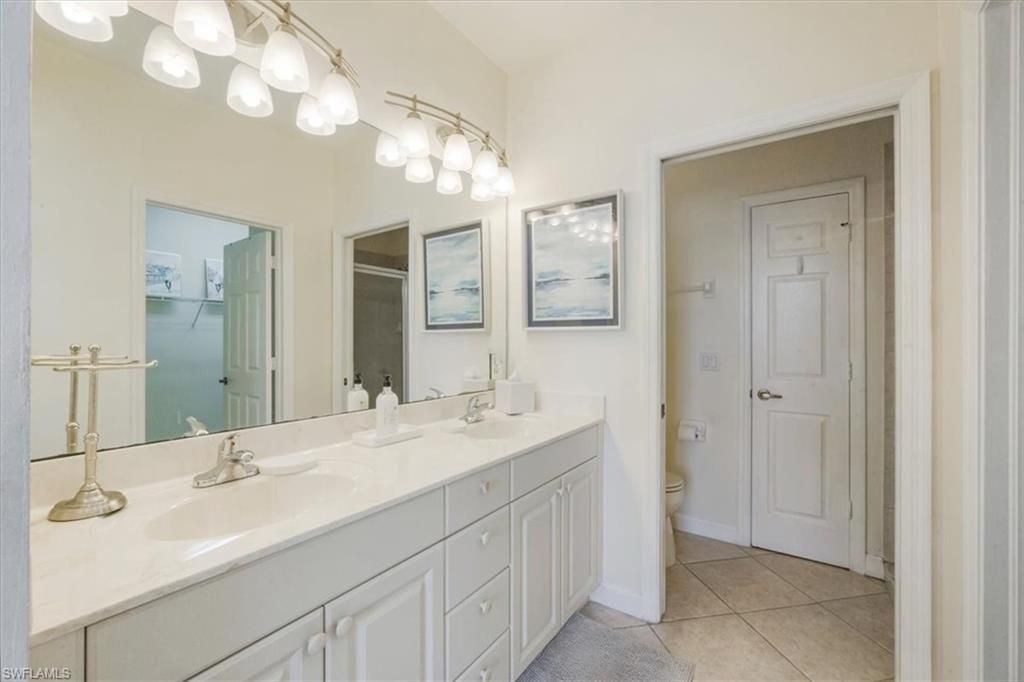 3057 Driftwood Way, Unit 4004, Naples, FL 34109 Photo