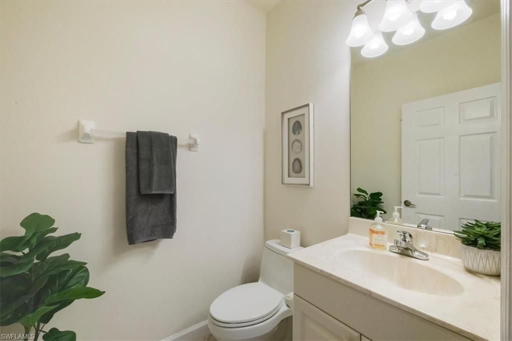 3057 Driftwood Way, Unit 4004, Naples, FL 34109 Photo