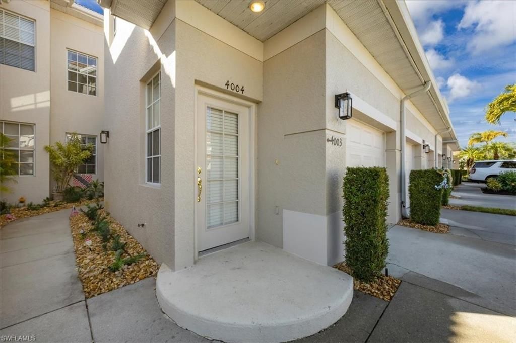 3057 Driftwood Way, Unit 4004, Naples, FL 34109 Photo