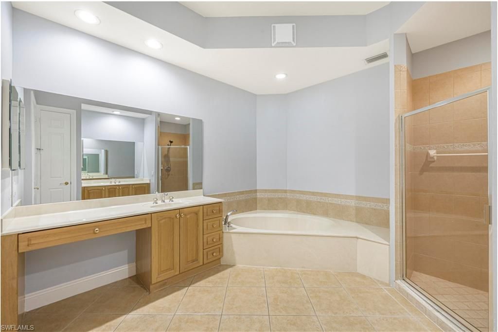 9142 Cherry Oaks Ln, Unit 102, Naples, FL 34114 Photo