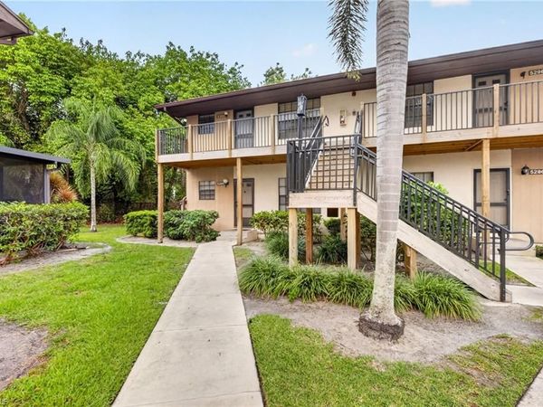 5300 Treetops DR , Unit I206, NAPLES, FL 34113