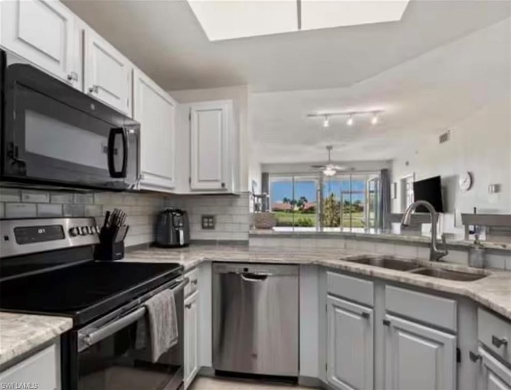 9855 Costa Mesa Ln, Unit 403, Bonita Springs, FL 34135 Photo