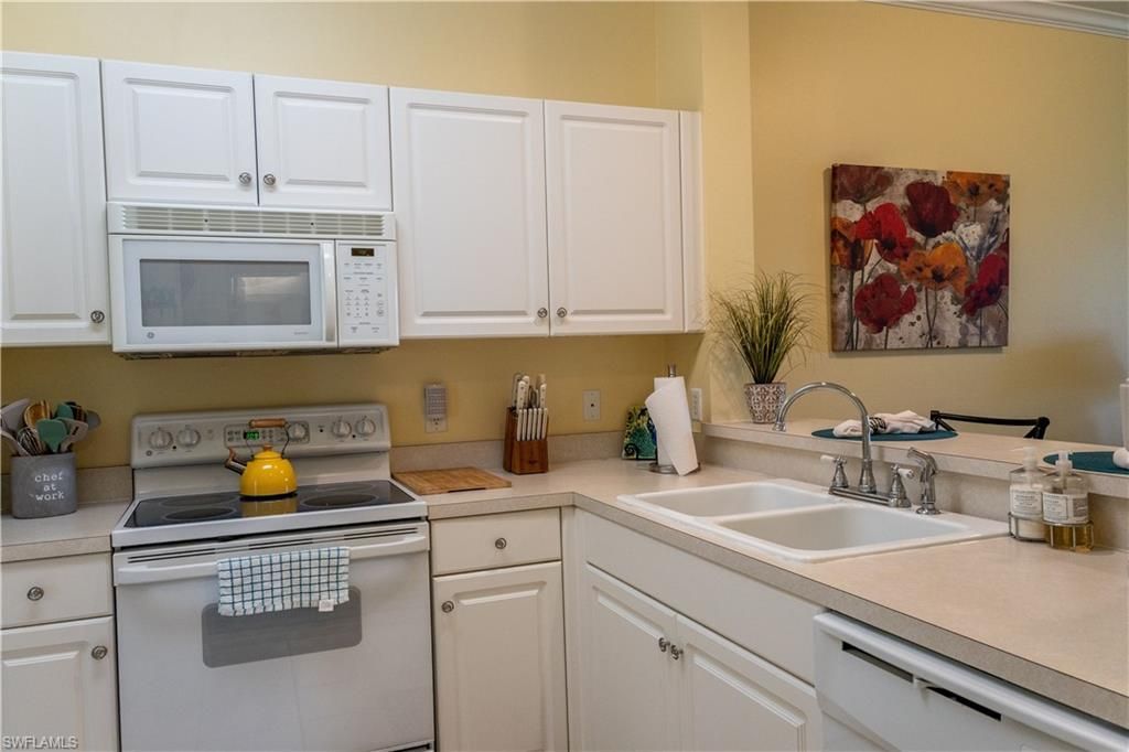 3950 Loblolly Bay Dr, Unit 3-402, Naples, FL 34114 Photo