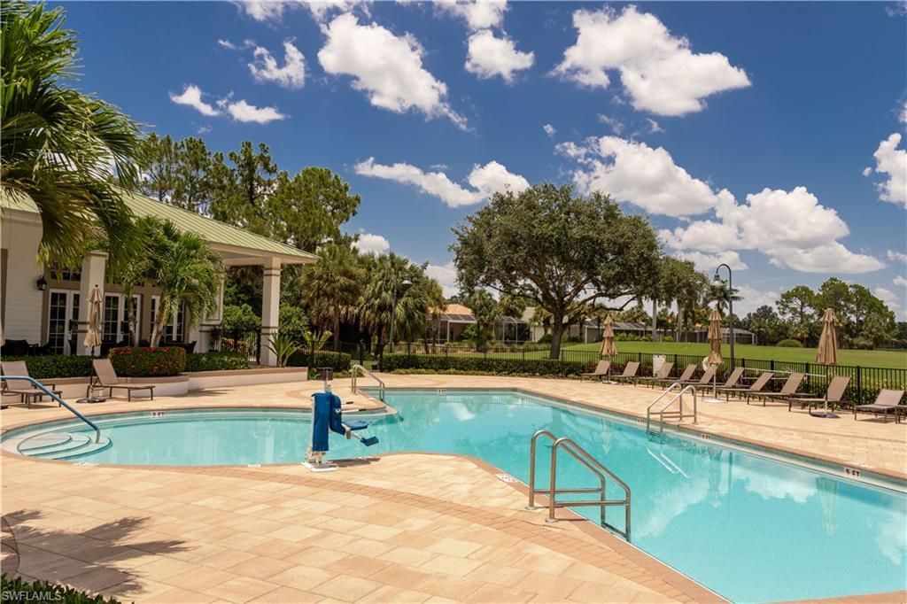 3950 Loblolly Bay Dr, Unit 3-402, Naples, FL 34114 Photo