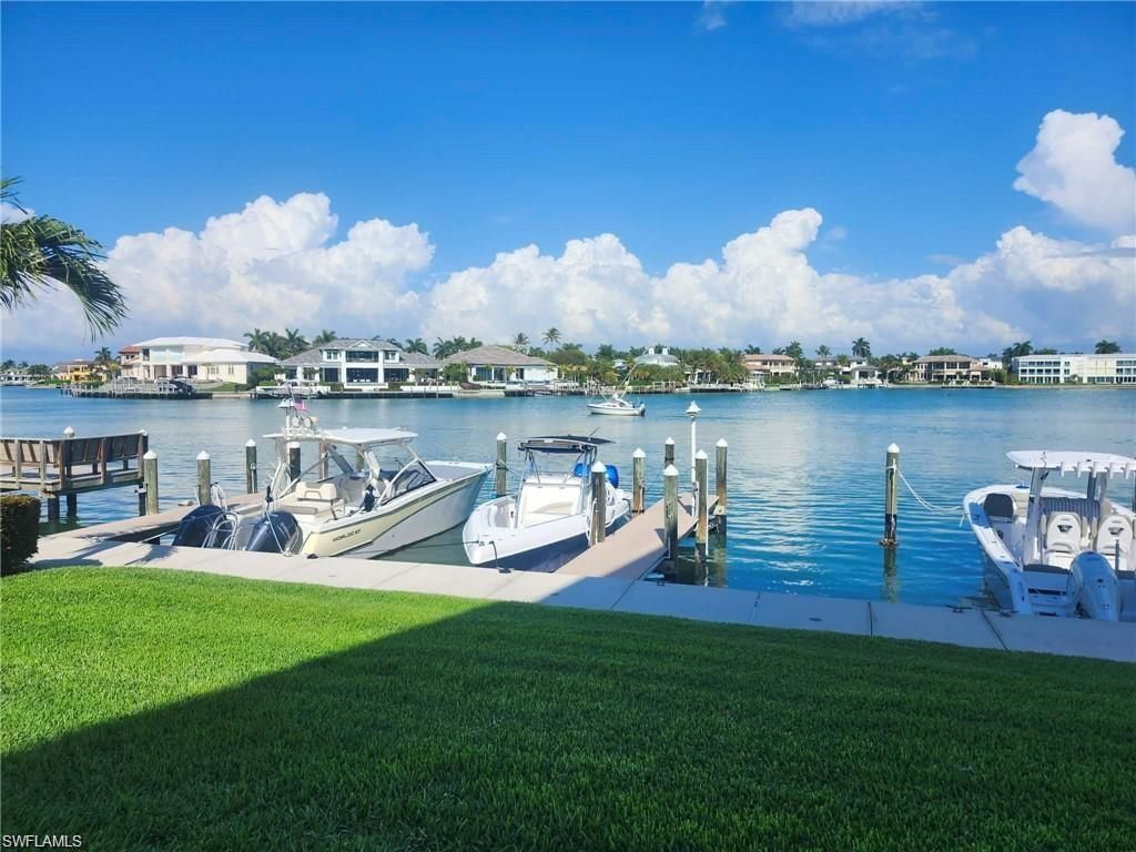 3000 Gulf Shore Blvd N, Unit 113, Naples, FL 34103 Photo