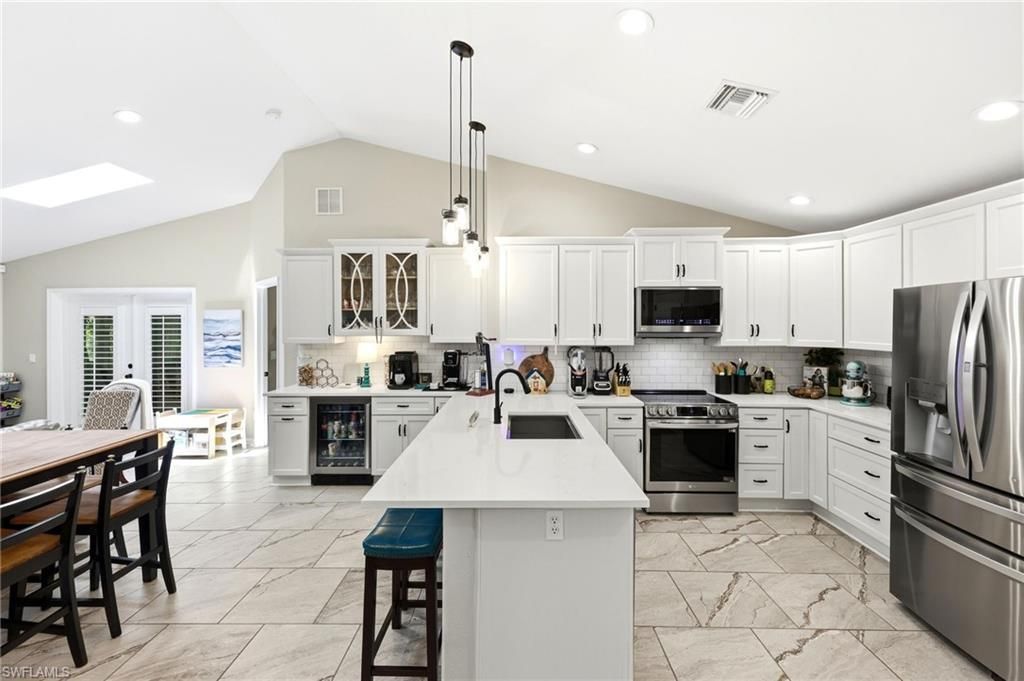 6104 Waterway Bay Dr, Fort Myers, FL 33908 Photo