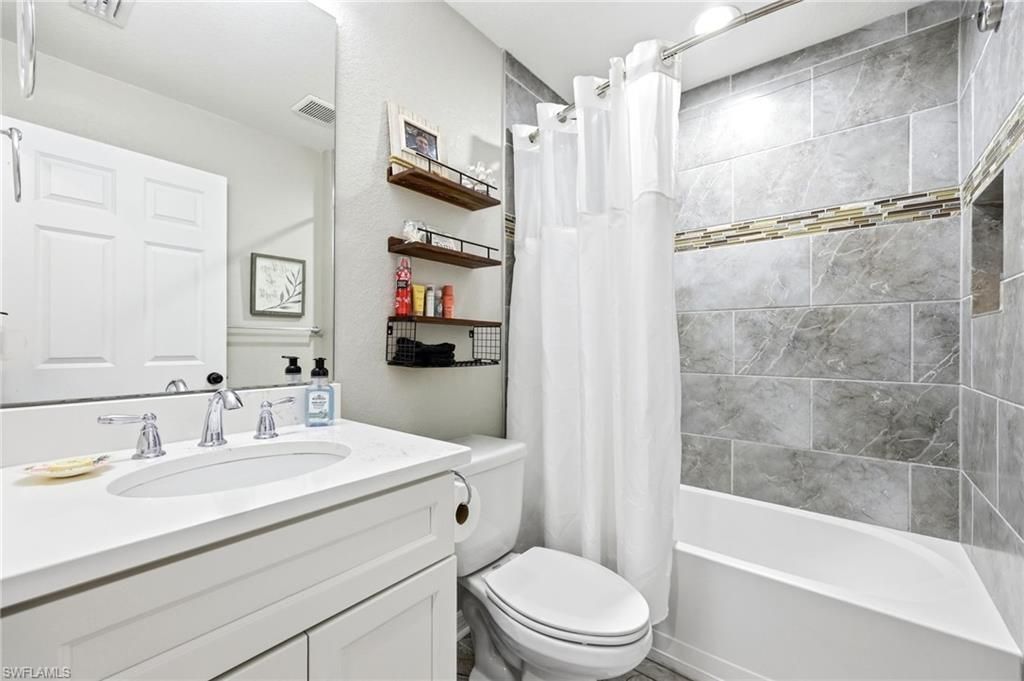 6104 Waterway Bay Dr, Fort Myers, FL 33908 Photo