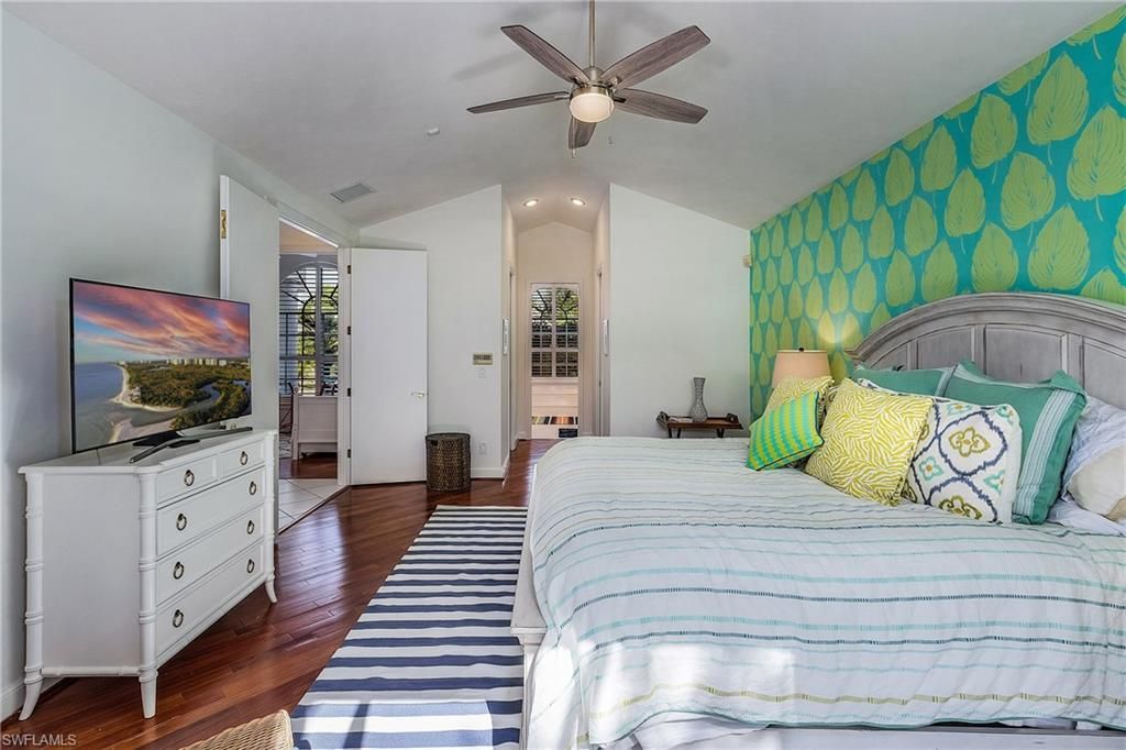 720 Turkey Oak Ln, Naples, FL 34108 Photo