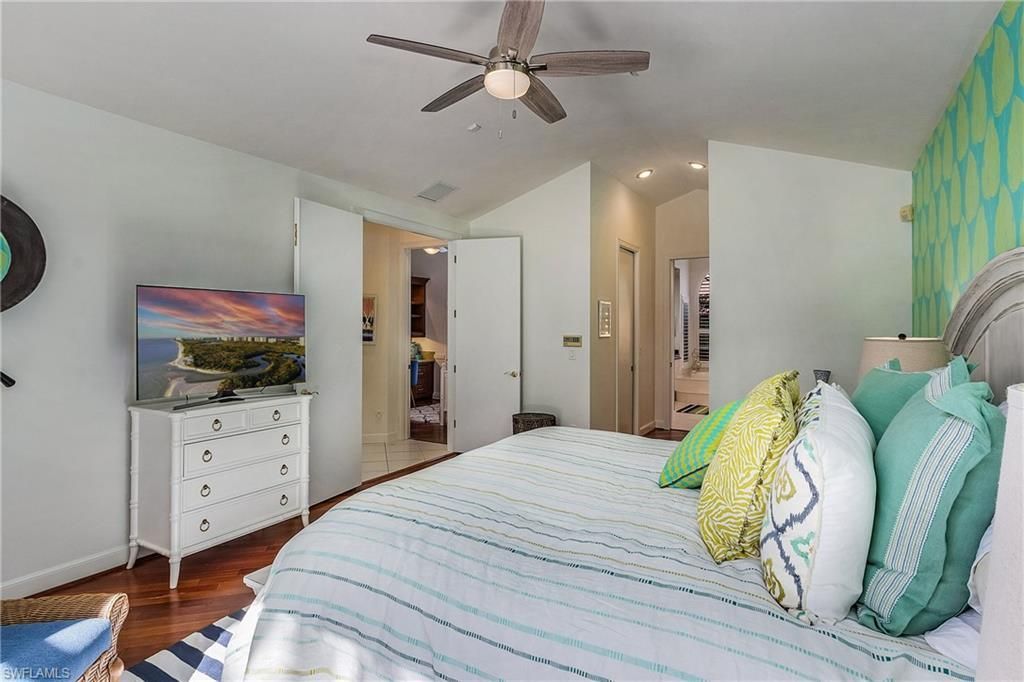 720 Turkey Oak Ln, Naples, FL 34108 Photo