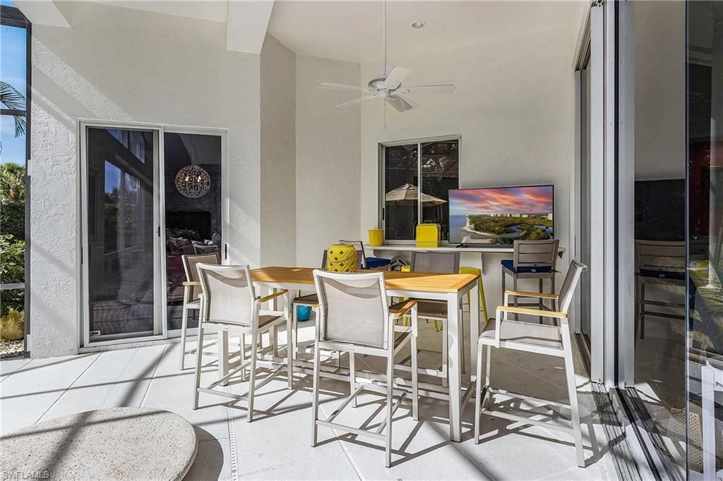 720 Turkey Oak Ln, Naples, FL 34108 Photo