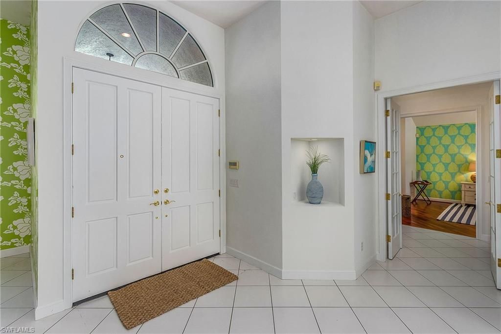 720 Turkey Oak Ln, Naples, FL 34108 Photo