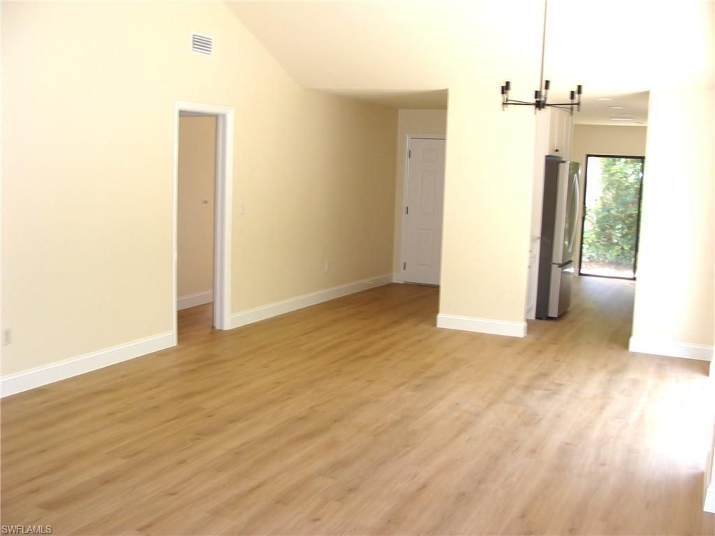 857 Reef Point Cir, Naples, FL 34108 Photo