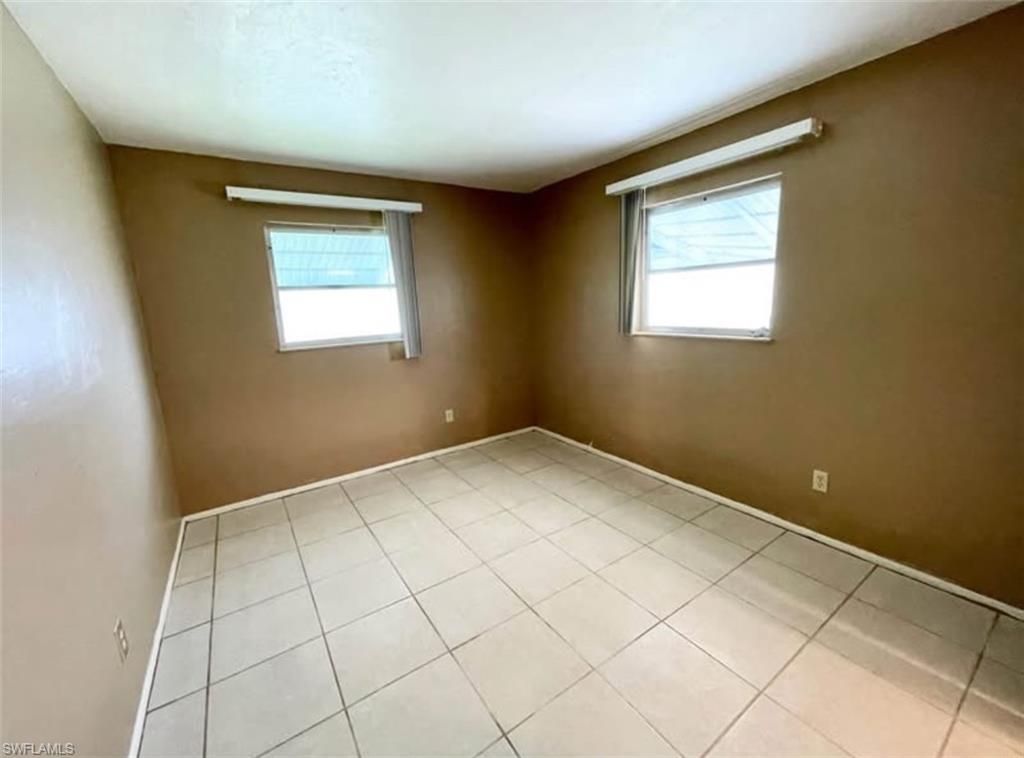 10 Temple Ct, Lehigh Acres, FL 33936 Photo