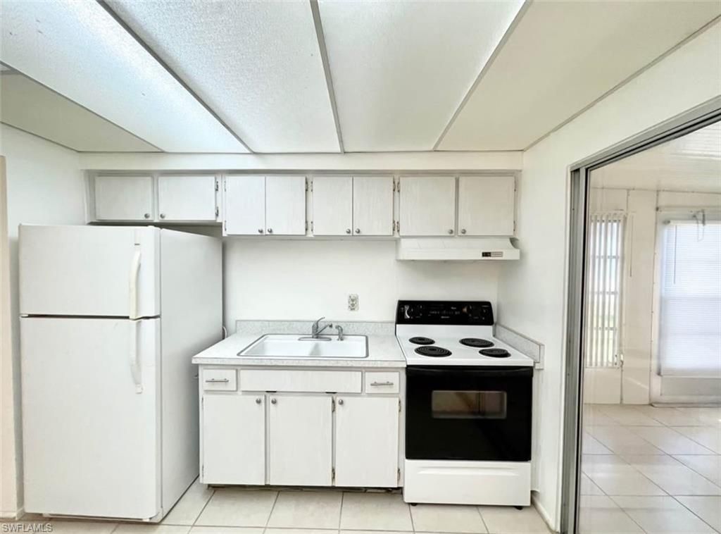 10 Temple Ct, Lehigh Acres, FL 33936 Photo