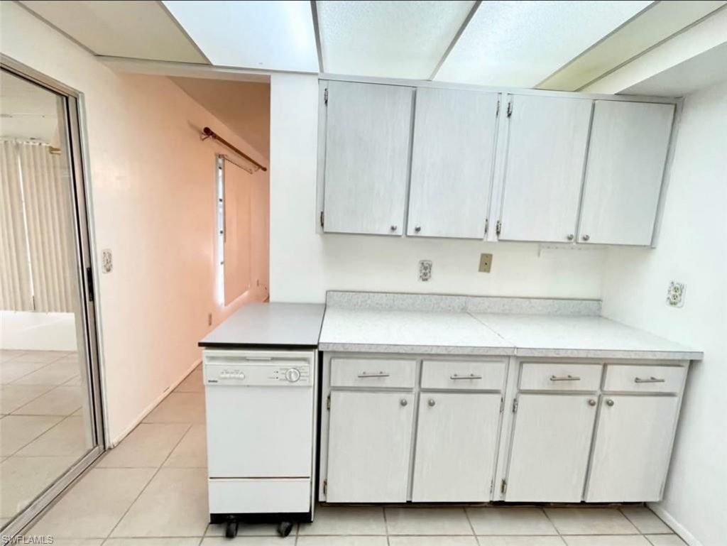 10 Temple Ct, Lehigh Acres, FL 33936 Photo