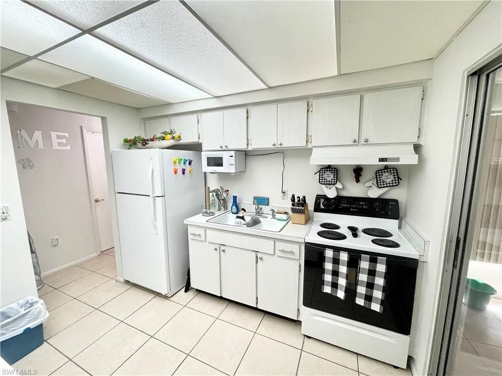 10 Temple Ct , Lehigh Acres, FL 33936 Photo