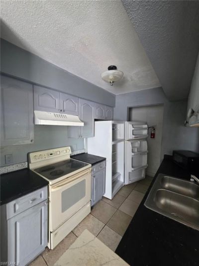 2835 Winkler Ave, Unit 215, Fort Myers, FL 33916 Photo