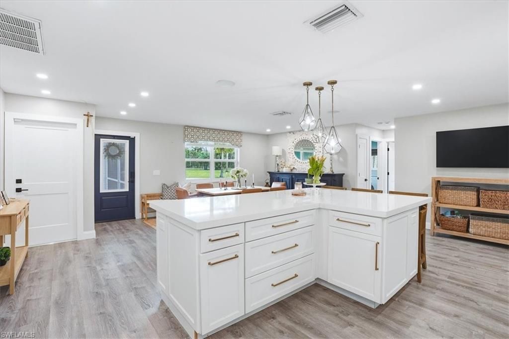 631 5th St Sw, Naples, FL 34117 Photo