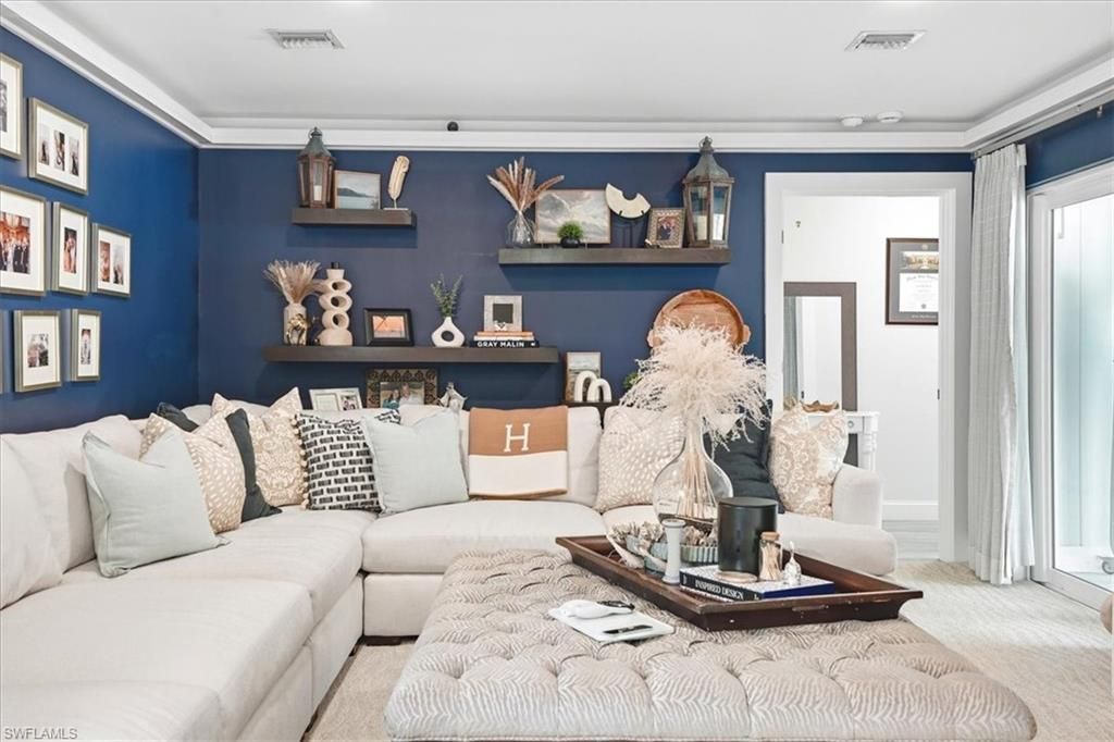 631 5th St Sw, Naples, FL 34117 Photo