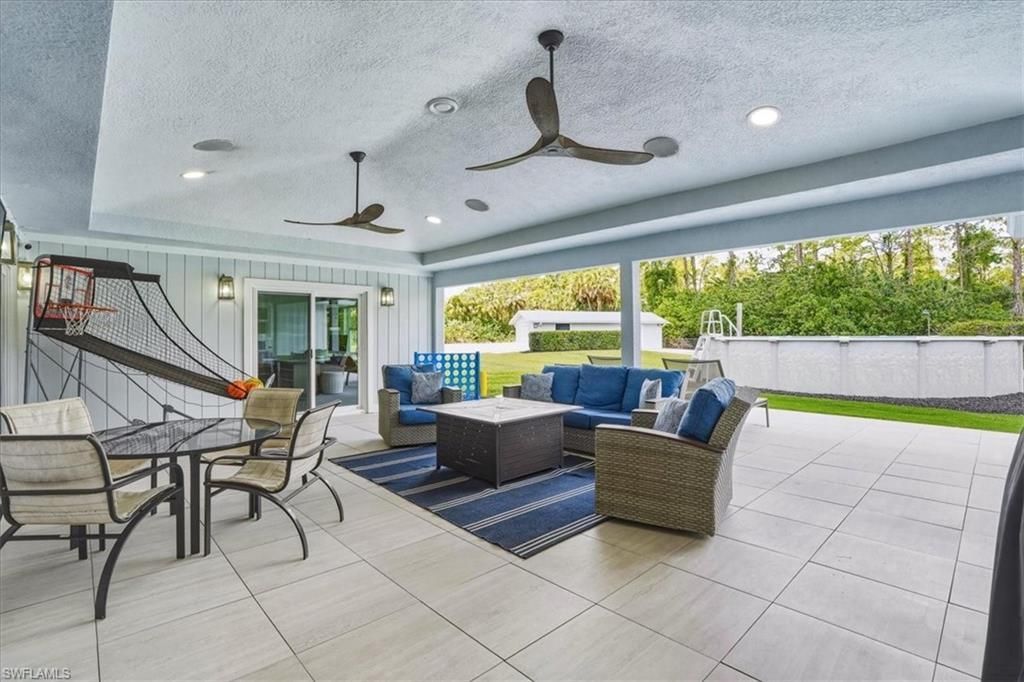 631 5th St Sw, Naples, FL 34117 Photo