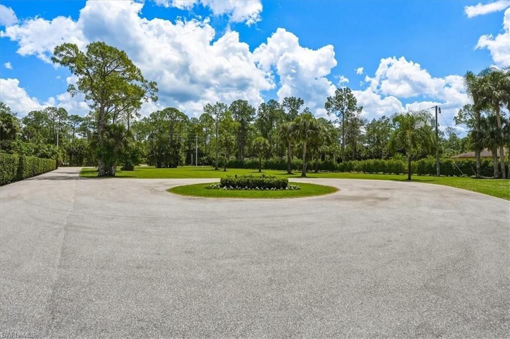 631 5th St Sw, Naples, FL 34117 Photo