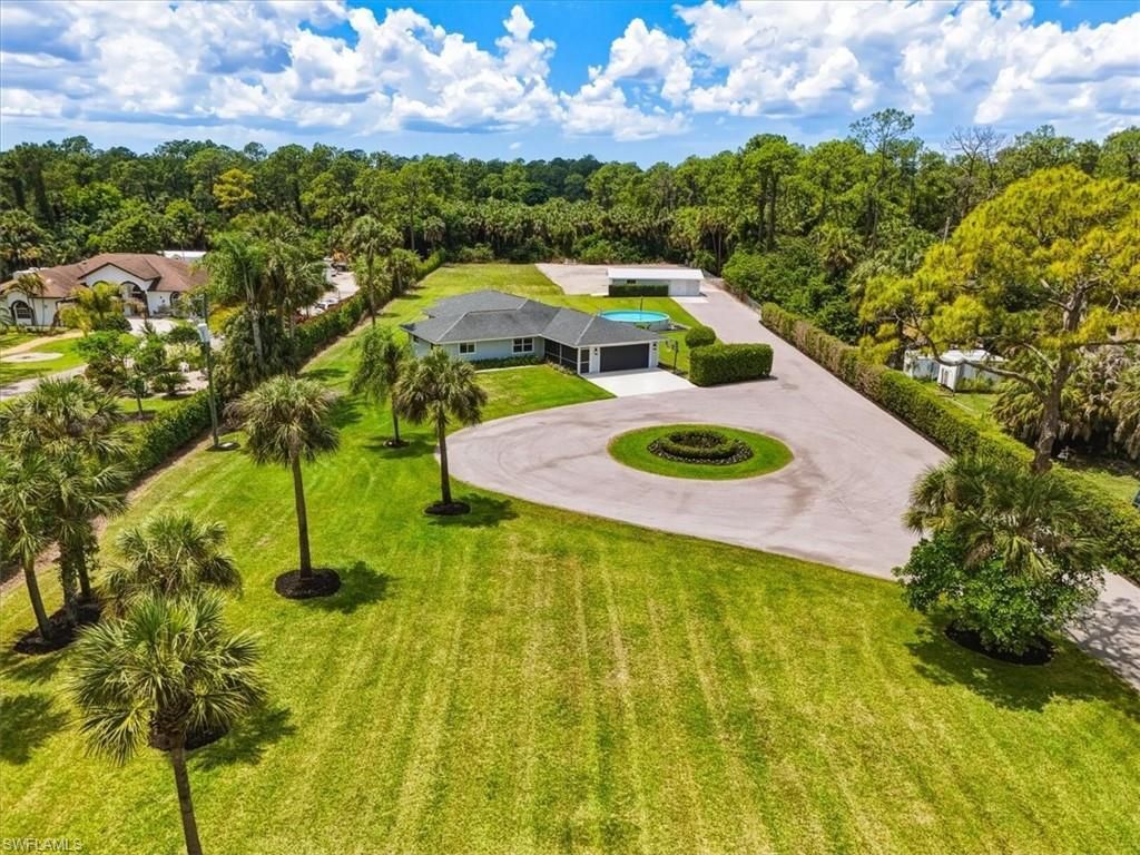 631 5th St Sw, Naples, FL 34117 Photo