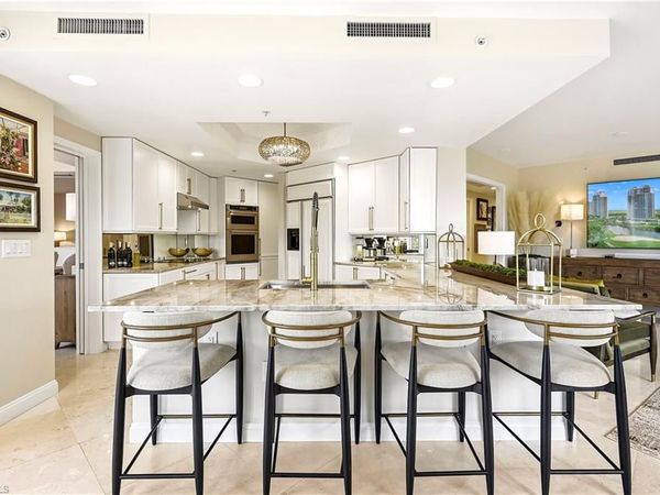 4801 Bonita Bay BLVD, Unit 301, BONITA SPRINGS, FL 34134