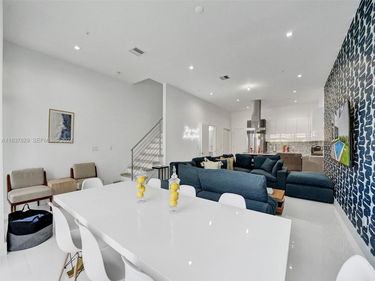 1222 NE 15th Avenue, Fort Lauderdale, FL 33304 Photo
