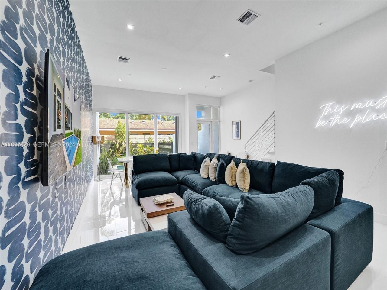 1222 NE 15th Avenue, Fort Lauderdale, FL 33304 Photo