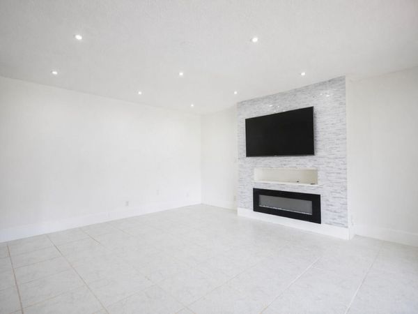 9460 SW 61st Way, Unit A, Boca Raton, FL 33428