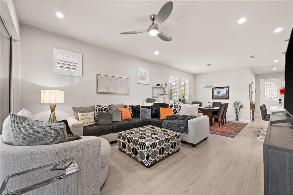 10353 Bonavie Cove Dr, Fort Myers, FL 33966 Photo