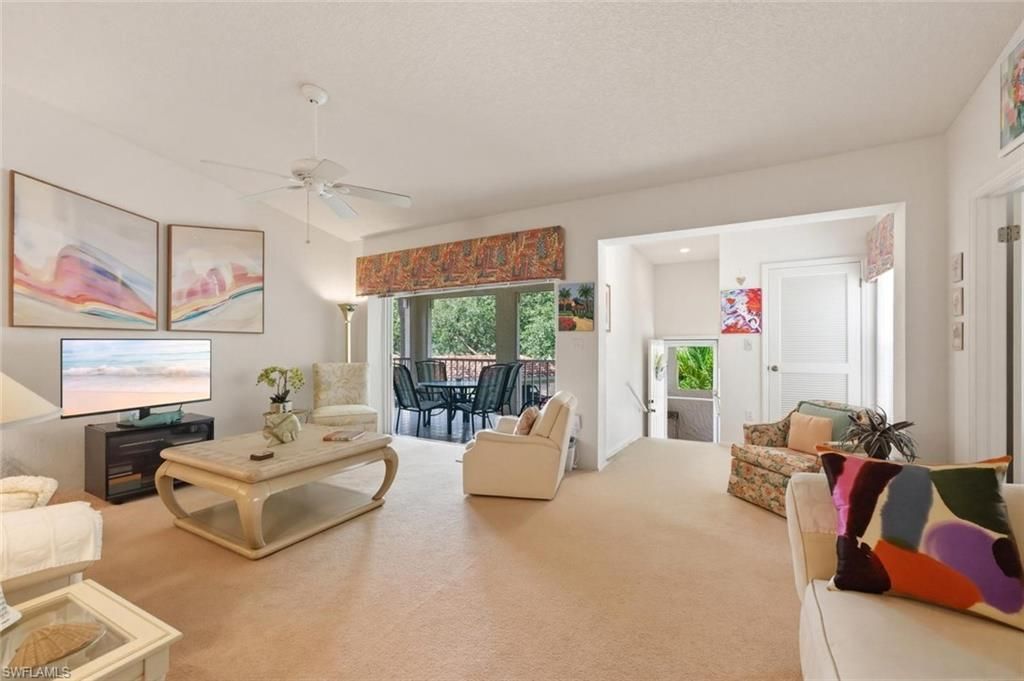 110 Siena Way, Unit 206, Naples, FL 34119 Photo