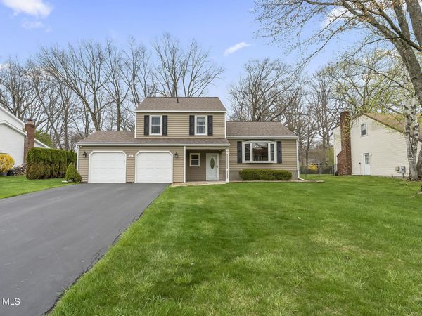 61 Longmeadow Drive, Delmar, NY 12054