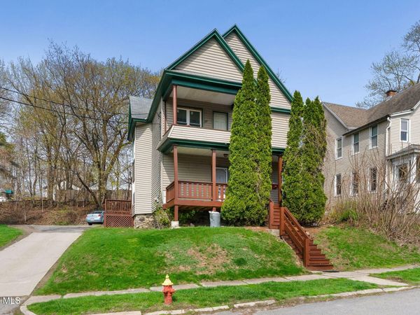 8 McCleary Avenue, Amsterdam, NY 12010