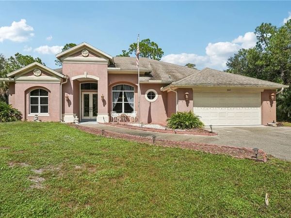 2621 Golden Gate BLVD W, NAPLES, FL 34120