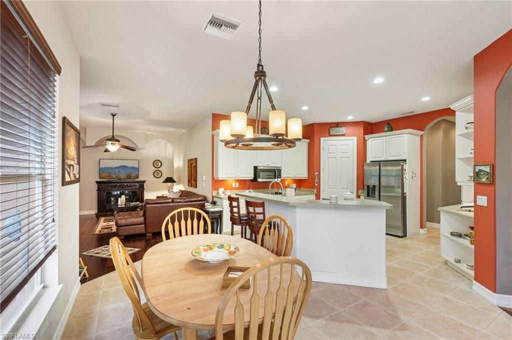 2621 Golden Gate Blvd W, Naples, FL 34120 Photo