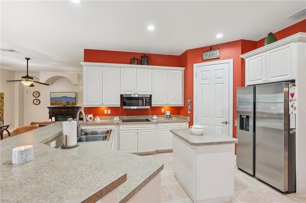 2621 Golden Gate Blvd W, Naples, FL 34120 Photo
