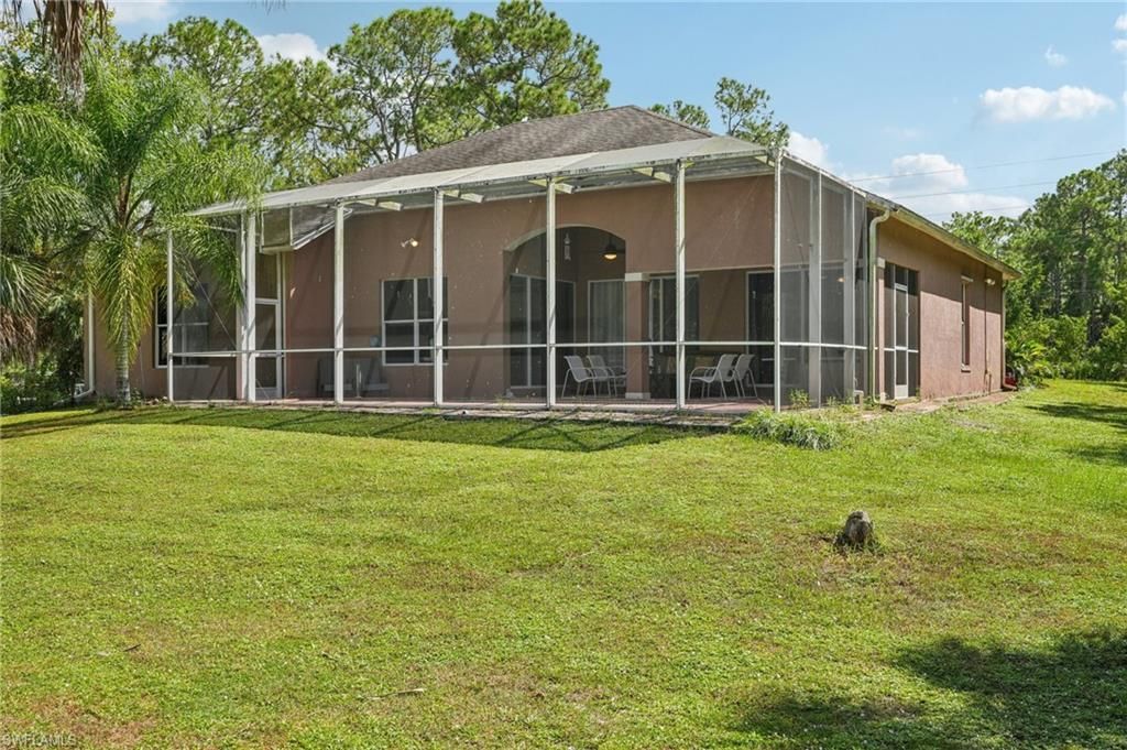 2621 Golden Gate Blvd W, Naples, FL 34120 Photo