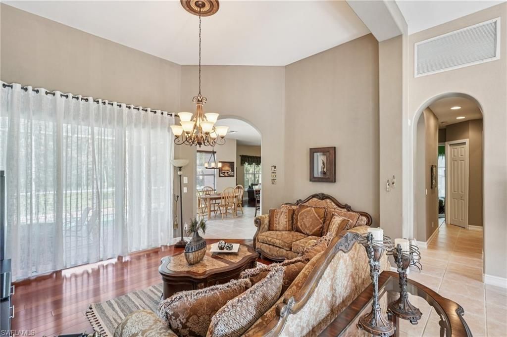 2621 Golden Gate Blvd W, Naples, FL 34120 Photo