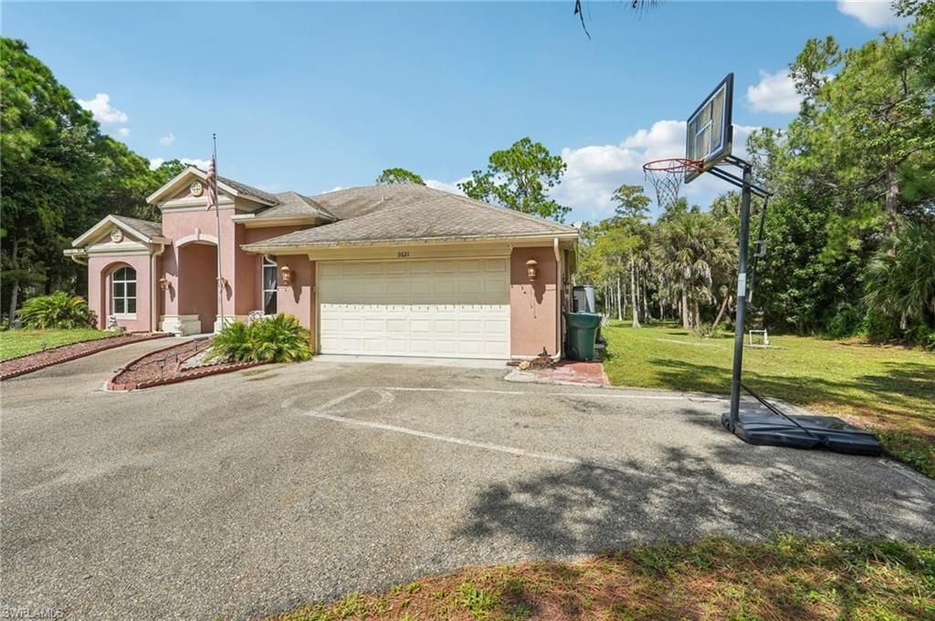 2621 Golden Gate Blvd W, Naples, FL 34120 Photo