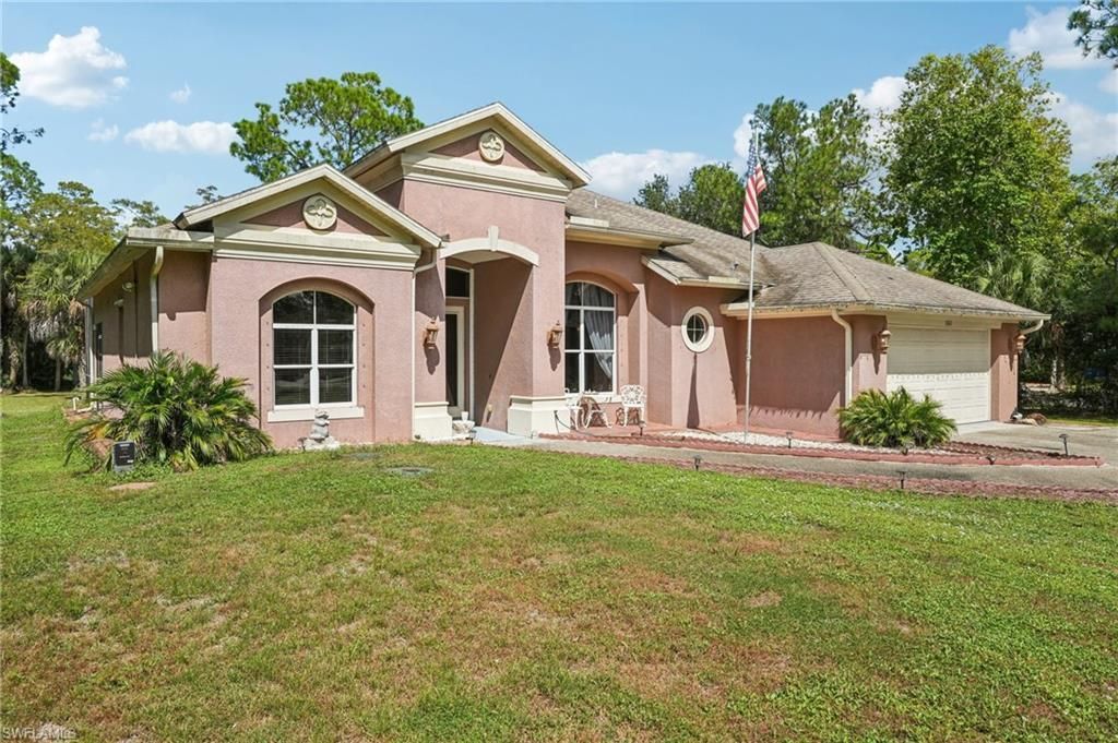 2621 Golden Gate Blvd W, Naples, FL 34120 Photo