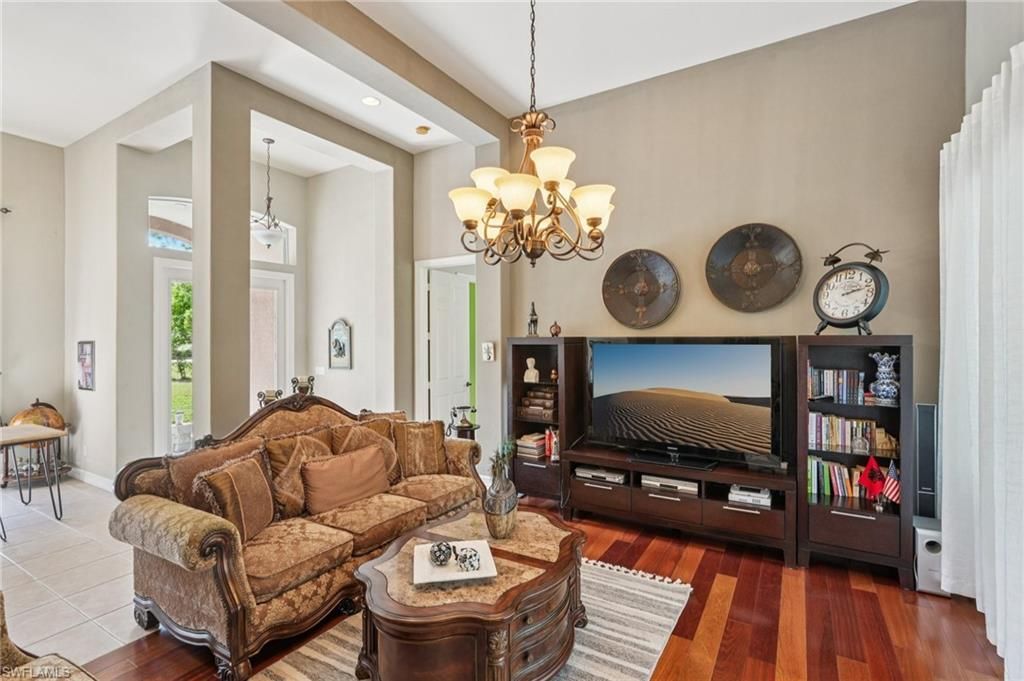 2621 Golden Gate Blvd W, Naples, FL 34120 Photo