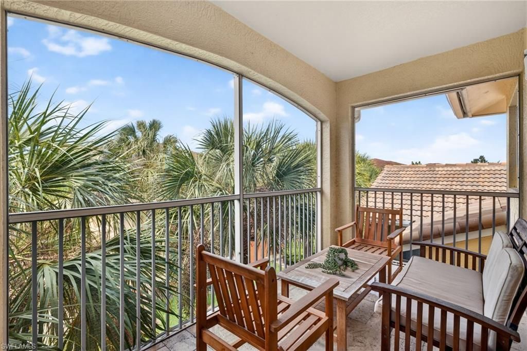 6481 Aragon Way, Unit 304, Fort Myers, FL 33966 Photo