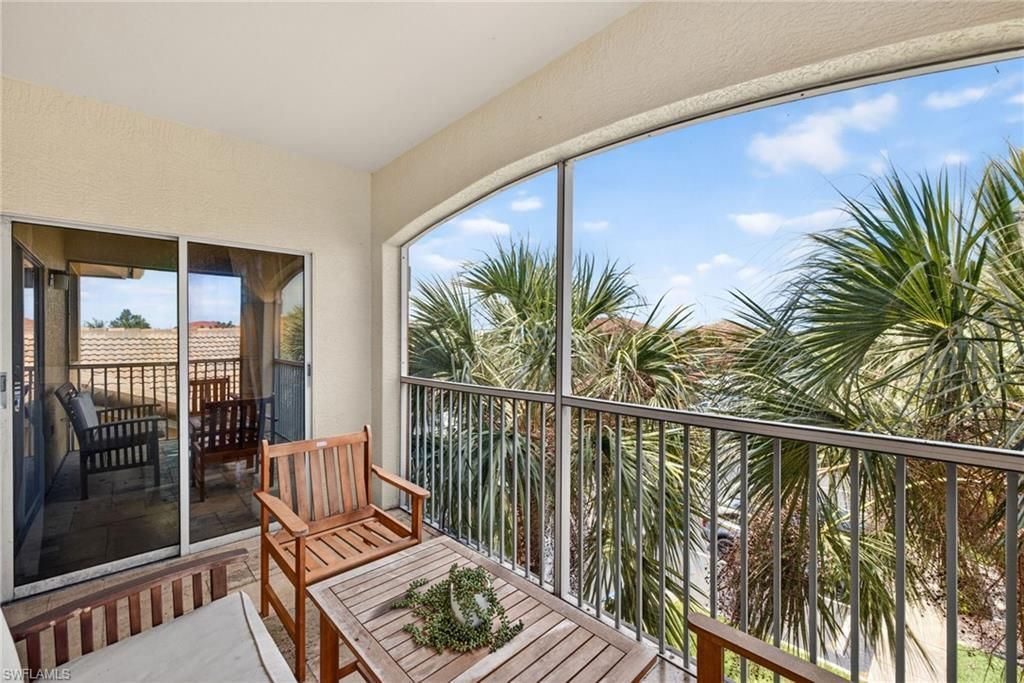 6481 Aragon Way, Unit 304, Fort Myers, FL 33966 Photo