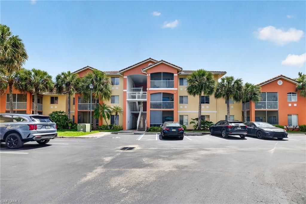 6481 Aragon Way, Unit 304, Fort Myers, FL 33966 Photo