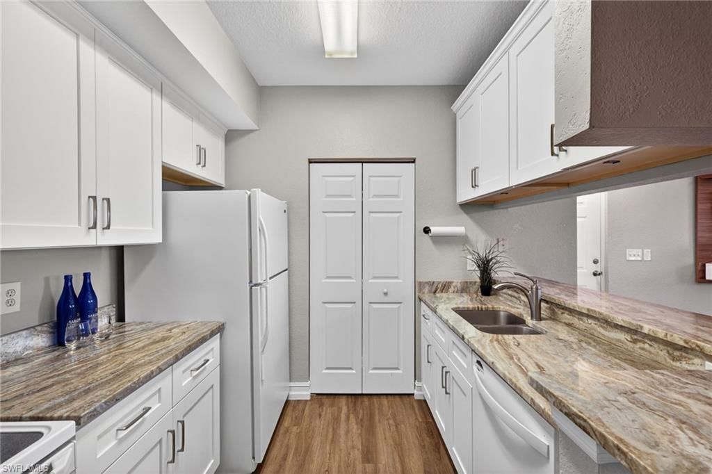 6481 Aragon Way, Unit 304, Fort Myers, FL 33966 Photo